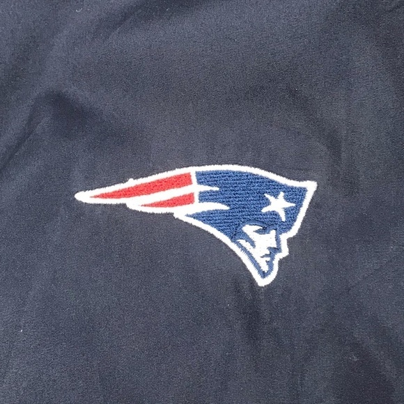REEBOK Me's Large New England Patriots Genuine Lightweight Windbreaker J… - Picture 5 of 14